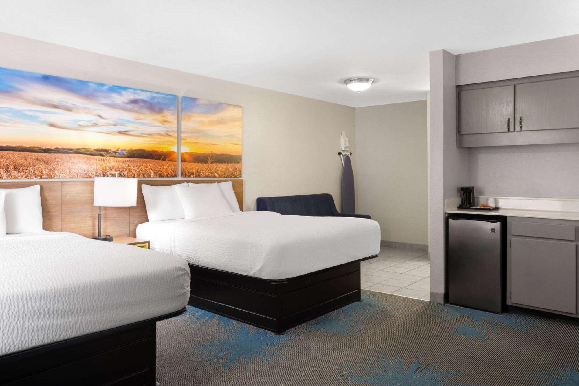 Days Inn By Wyndham Ардмор Экстерьер фото